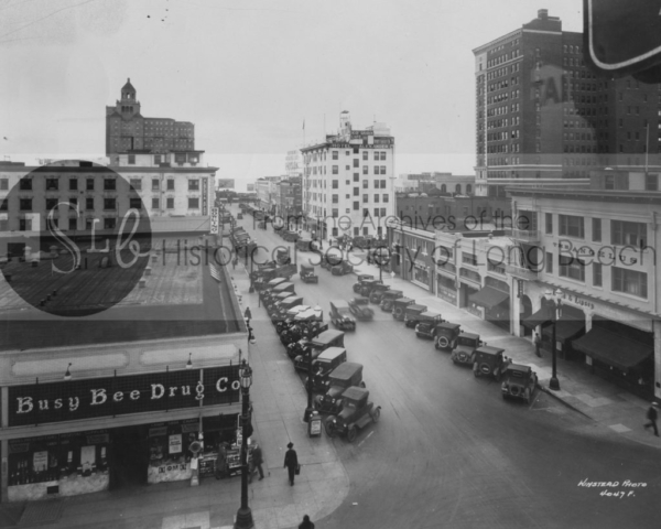 Locust Ave. looking south from Broadway, 1927