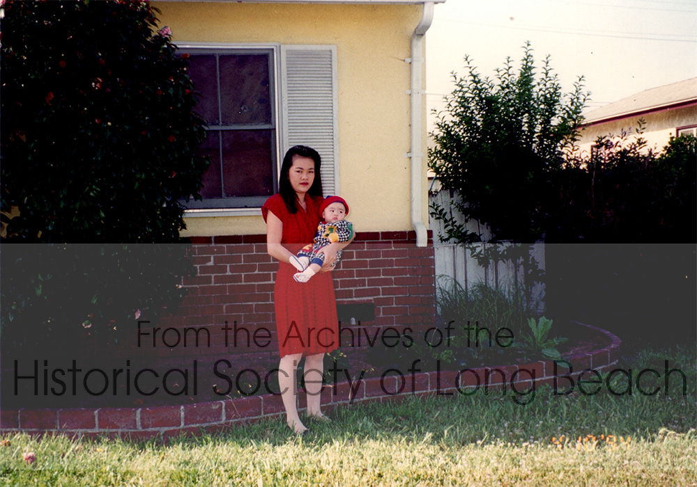 Dan Durke's wife and first child, Dustin, at their home. 1993.
